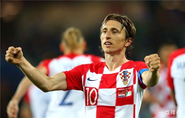 连续31局无得分终于止血 DeNA靠虾名与山本适时打一口气灌进3分援护东克树｜日职