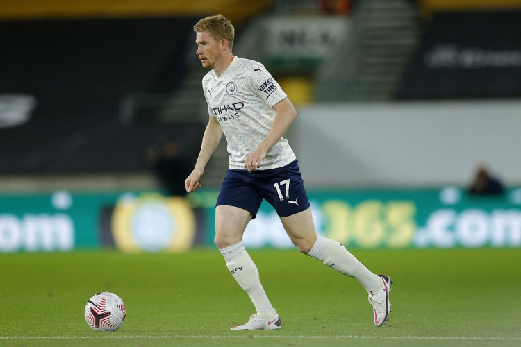 堪萨斯皇家队球员维特在 2025 年达成单季“30-30-30”数据