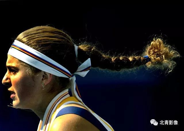 也展现出自 也展现出自