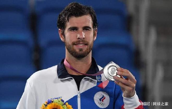 与此同时 与此同时