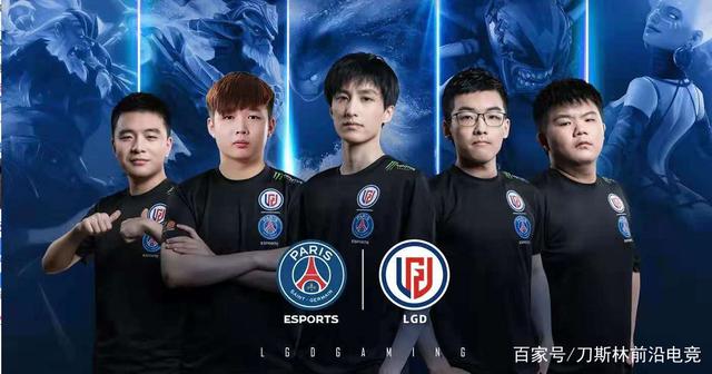 刻成为了社 刻成为了社